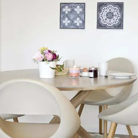 Panorama: Meerblick-maisonette In Lemkenhafen Apartamento